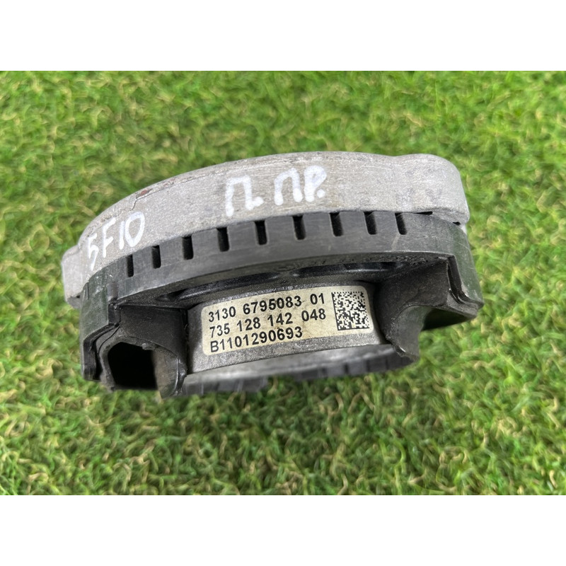 Опора стійки (підвіска) BMW 5-series F10 2011 3.0 31306795083