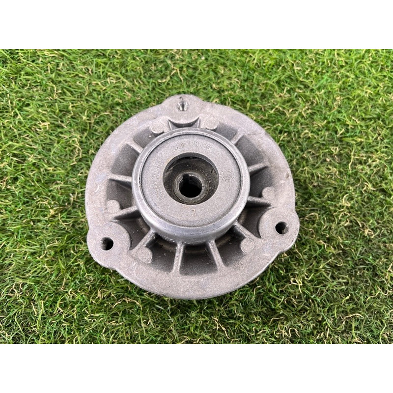 Опора стойки (подвеска) BMW X3 F25 2012 3.0 33506787178