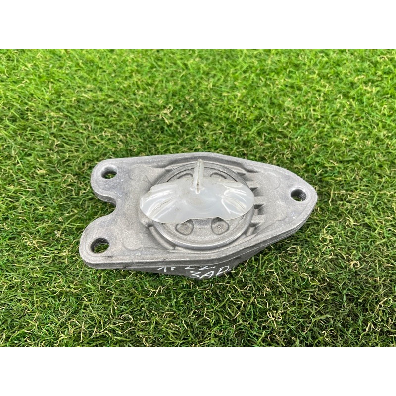 Опора стойки (подвеска) BMW 2-series F22 2015 2.0 33506865257