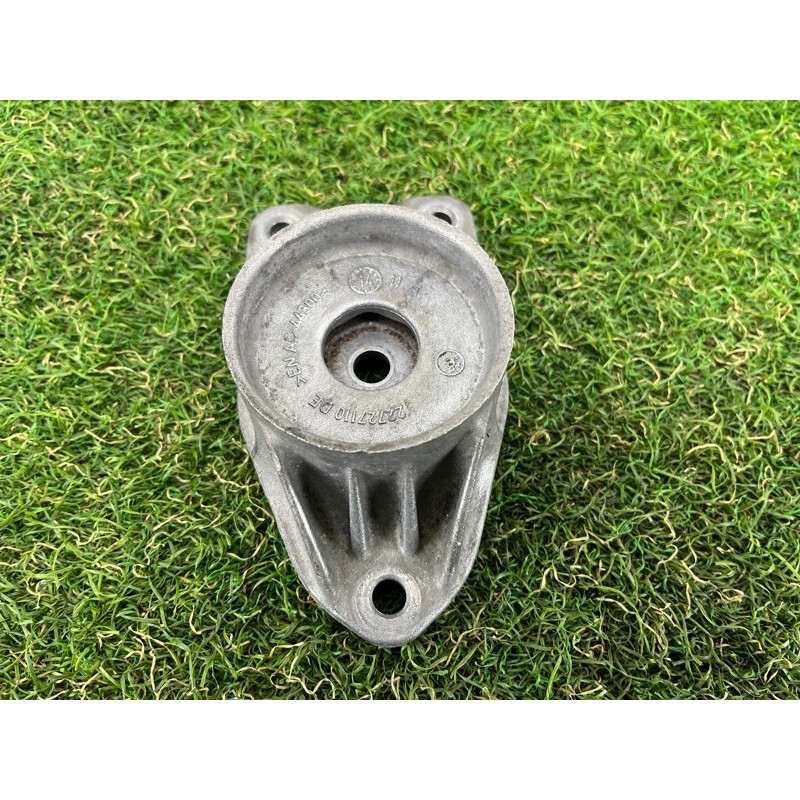 Опора стойки (подвеска) BMW 2-series F22 2015 2.0 33506865257