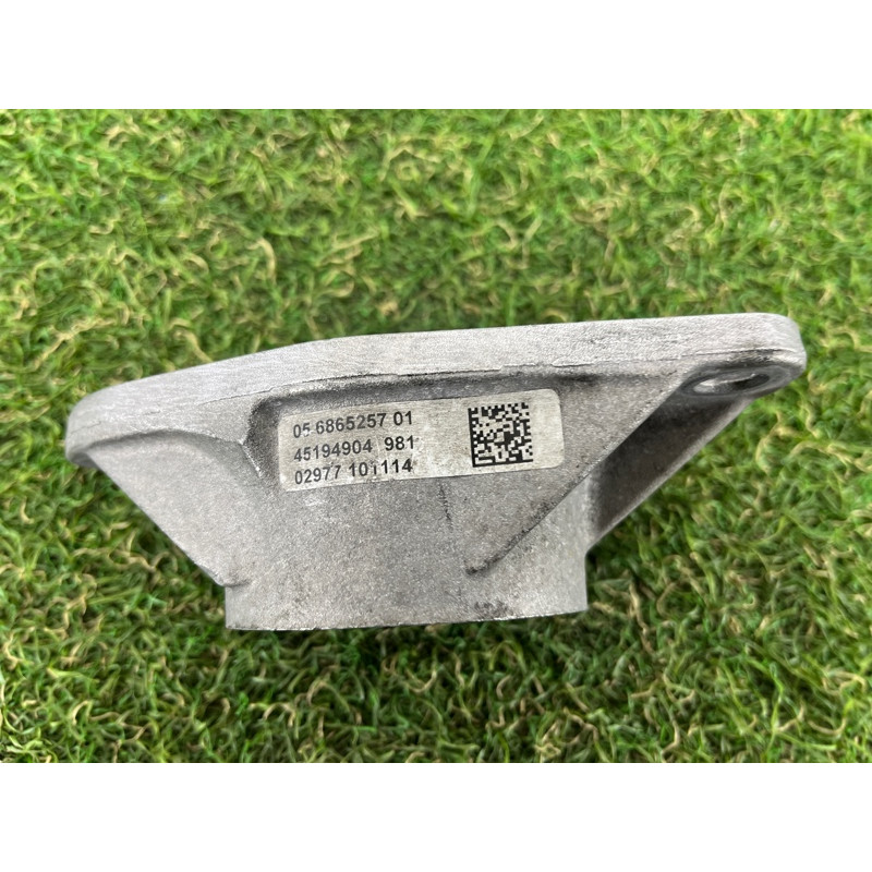 Опора стойки (подвеска) BMW 2-series F22 2015 2.0 33506865257