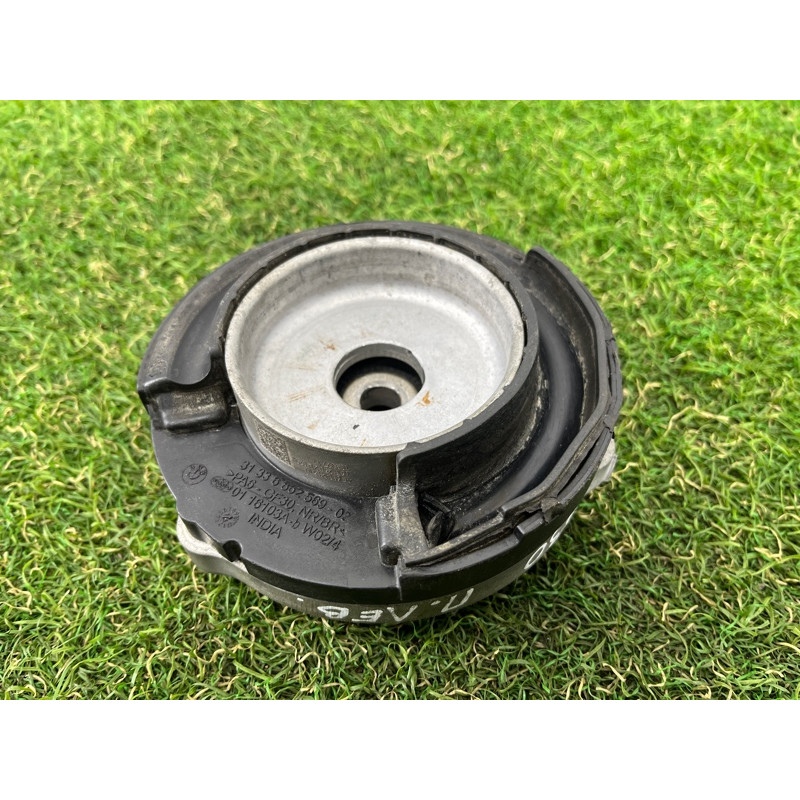 Опора стійки (підвіска) BMW 5-series G30 2017 2.0 B46B20 31306884485