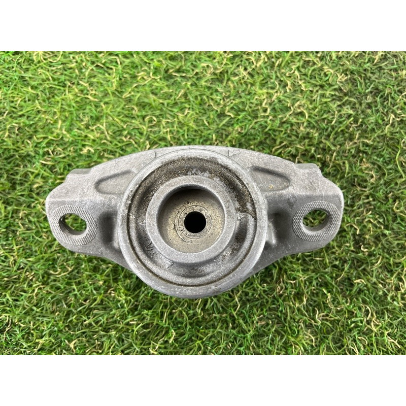 Опора стойки (подвеска) AUDI A3 8V 2018 2.0 CZRA 5Q0513353G