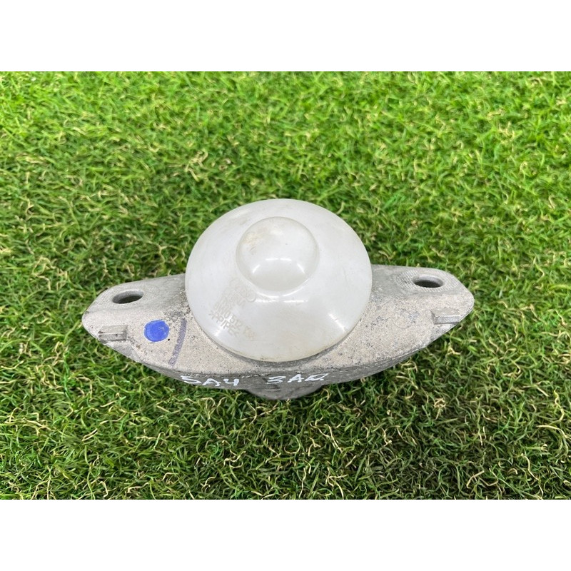 Опора стойки (подвеска) AUDI A4 B9 2017 2.0 8W0513353