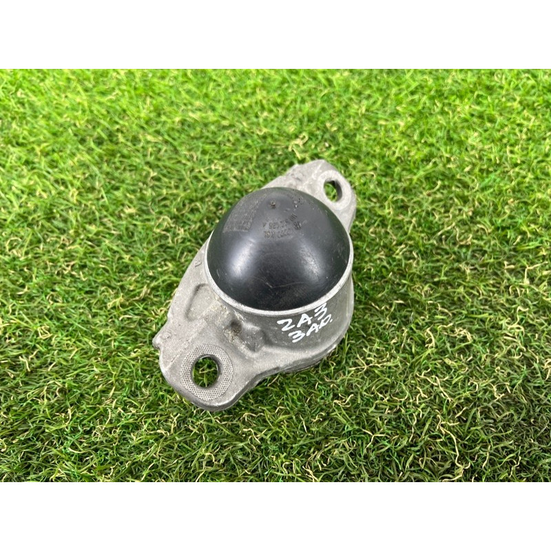 Опора стойки (подвеска) AUDI A3 8V 2018 2.0 CZRA 5Q0513353G