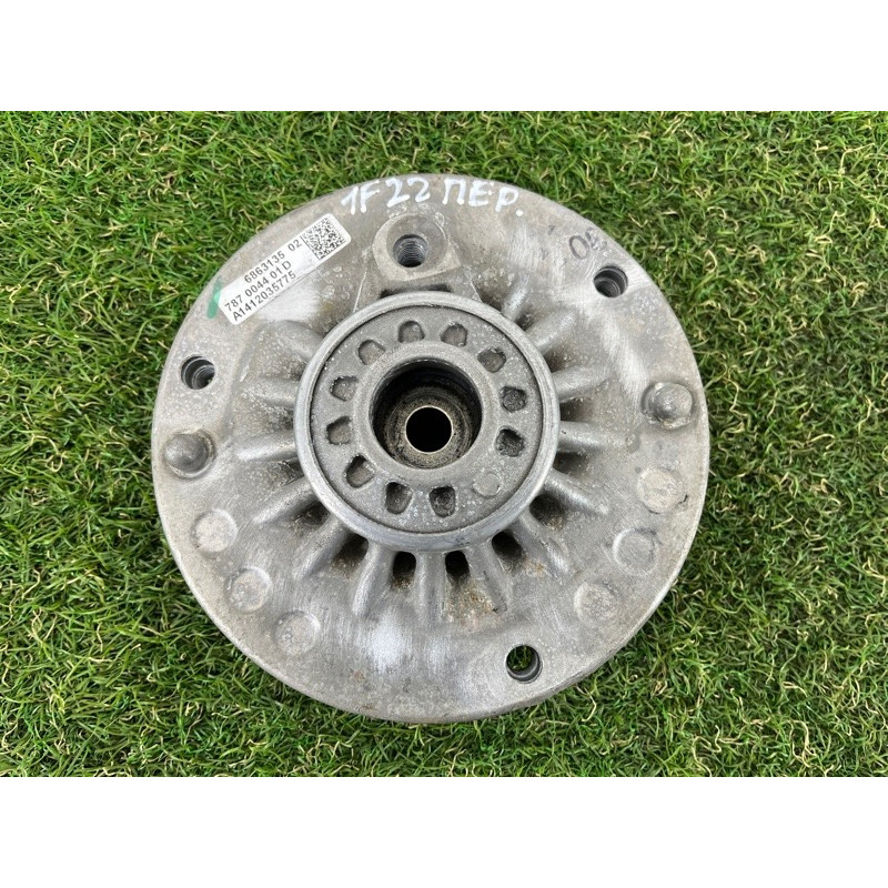 Опора стойки (подвеска) BMW 2-series F22 2015 2.0 31306880438