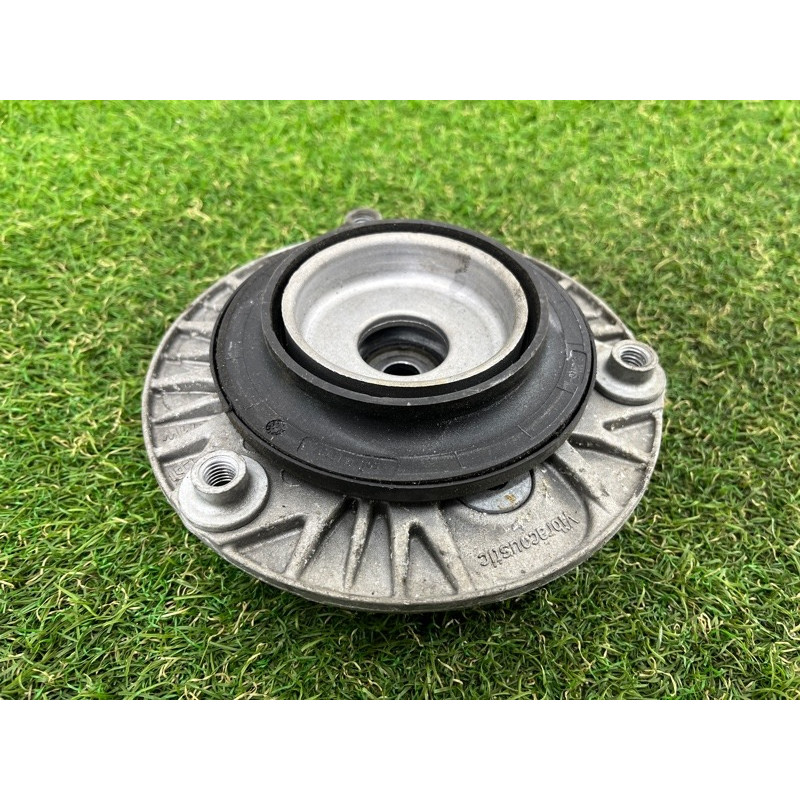 Опора стойки (подвеска) BMW 2-series F22 2015 2.0 31306880438