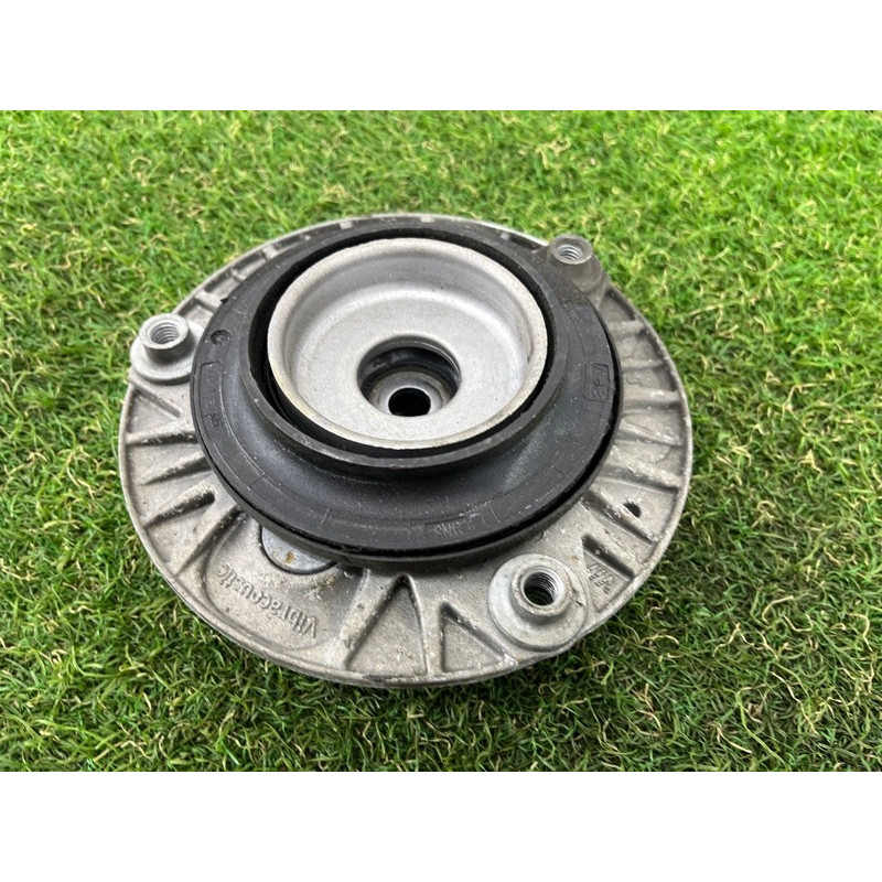 Опора стойки (подвеска) BMW 2-series F22 2015 2.0 31306880438