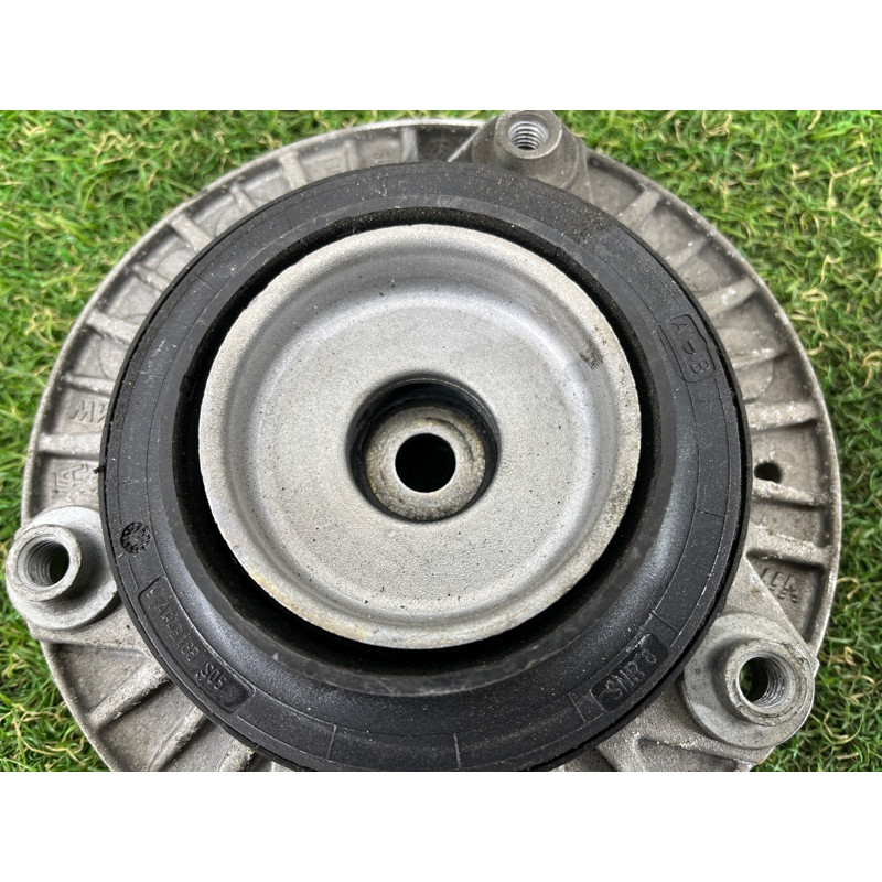 Опора стойки (подвеска) BMW 2-series F22 2015 2.0 31306880438