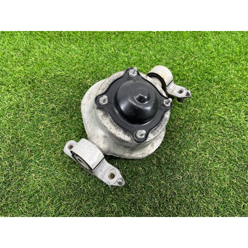 Опора стойки (подвеска) Volkswagen Touareg FL 2015 3.6 7P0512302