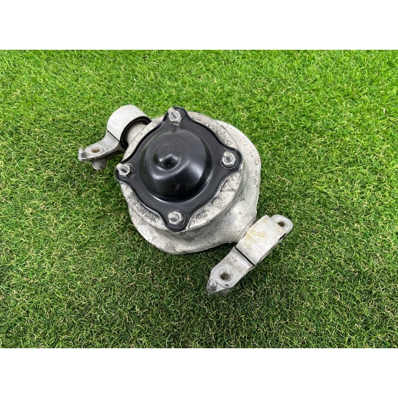 Опора стойки (подвеска) Volkswagen Touareg FL 2015 3.6 7P0512302