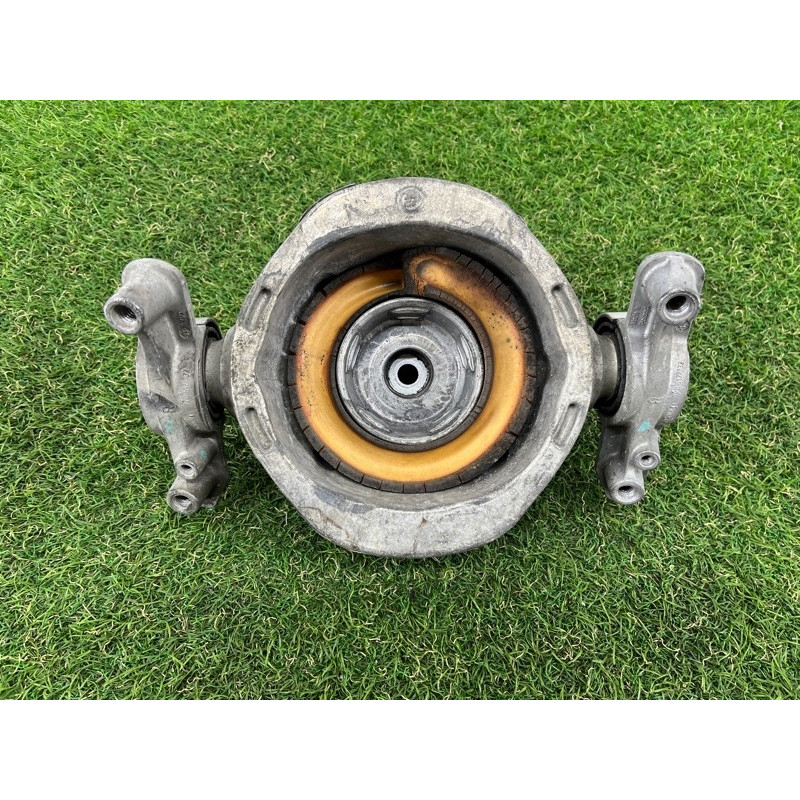 Опора стойки (подвеска) Volkswagen Touareg FL 2015 3.6 7P0512302