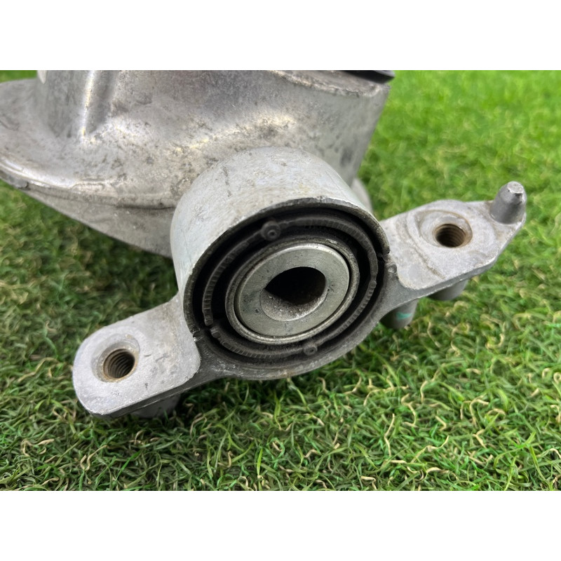 Опора стойки (подвеска) Volkswagen Touareg FL 2015 3.6 7P0512302