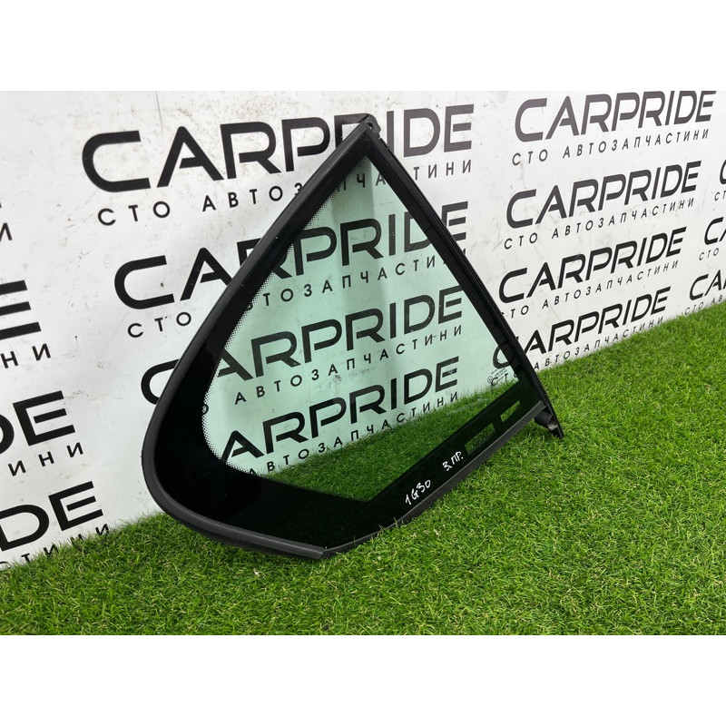 Форточка двери (кузов и элементы) BMW 5-series G30 2017 2.0 B46B20 51357381348