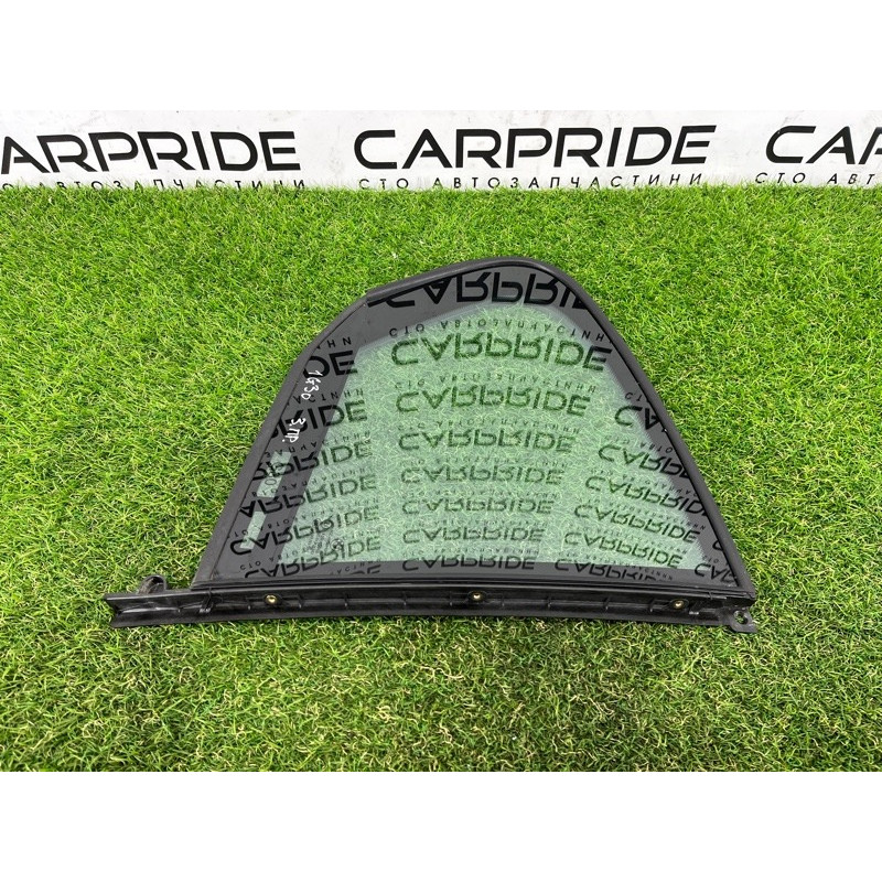 Форточка двери (кузов и элементы) BMW 5-series G30 2017 2.0 B46B20 51357381348