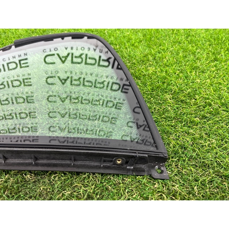 Форточка двери (кузов и элементы) BMW 5-series G30 2017 2.0 B46B20 51357381348