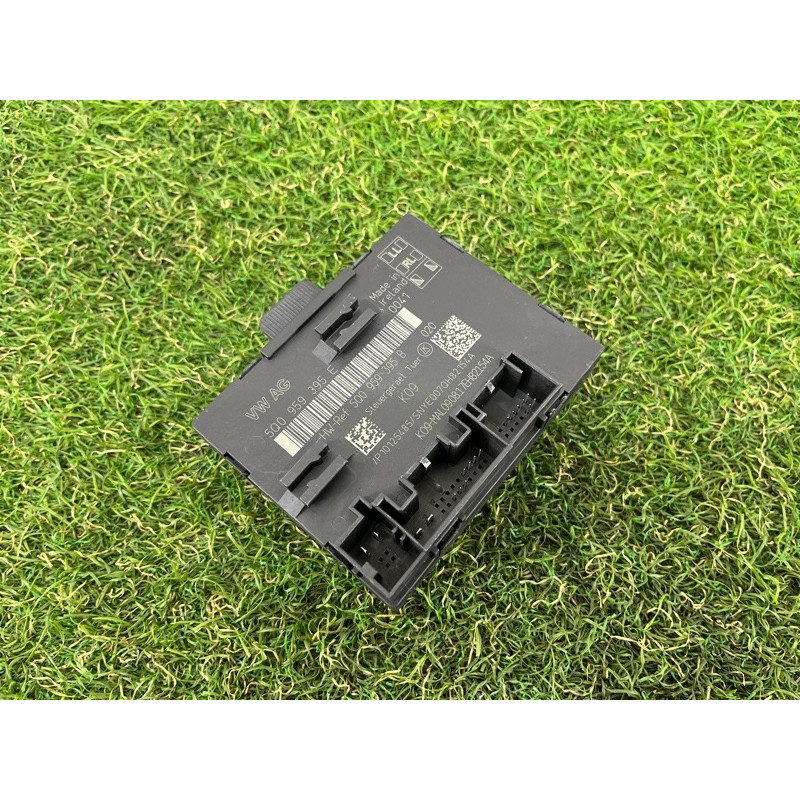 Блок управления дверьми (электрика / блок управления) AUDI A3 8V 2018 2.0 CZRA 5Q0959395E