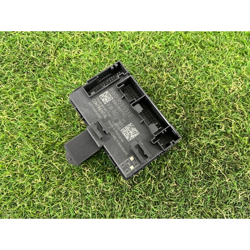 Блок управления дверьми (электрика / блок управления) AUDI A4 B9 2017 2.0 8W0959593E