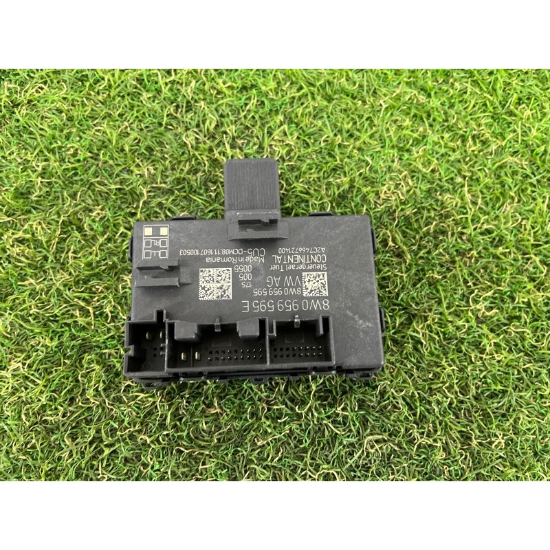 Блок управления дверьми (электрика / блок управления) AUDI A4 B9 2017 2.0 8W0959595E