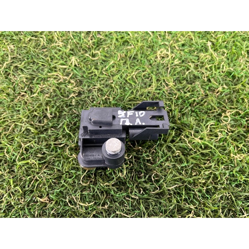 Датчик удара (электрика / датчики) BMW 5-series F10 2011 3.0 65779159311