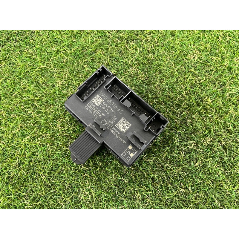 Блок управления дверьми (электрика / блок управления) AUDI A4 B9 2017 2.0 8W0959593G