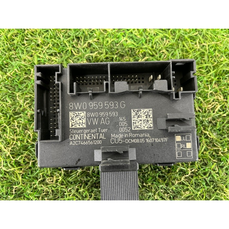 Блок управления дверьми (электрика / блок управления) AUDI A4 B9 2017 2.0 8W0959593G
