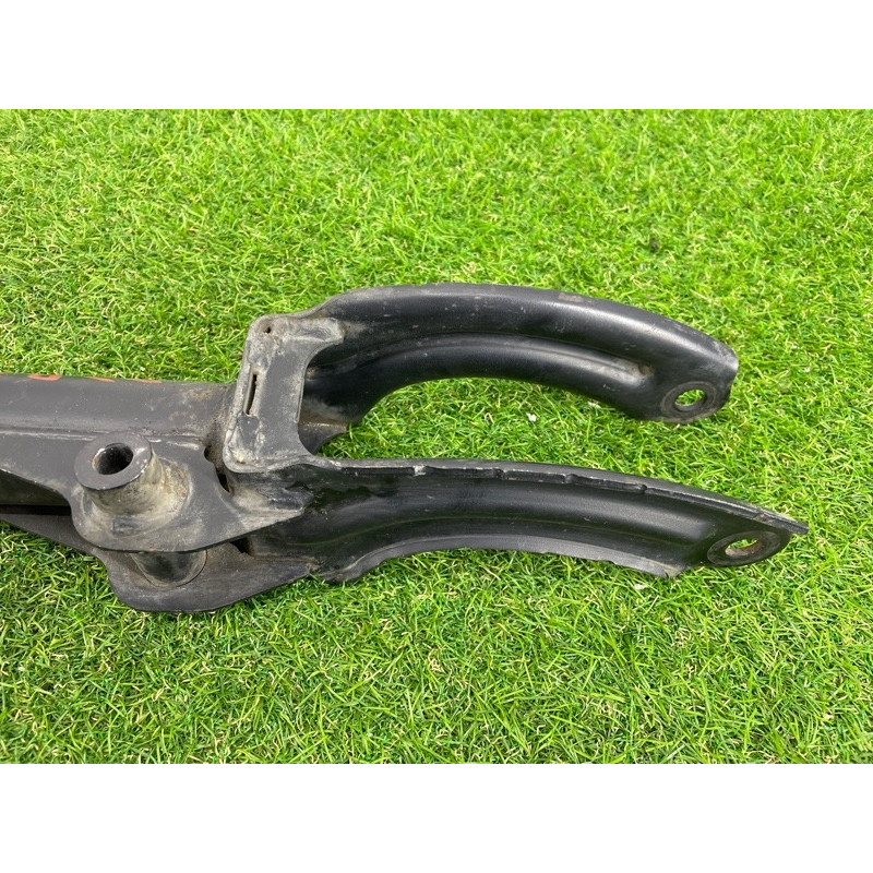 Амортизатор (подвеска) Volkswagen Touareg FL 2015 3.6 7P6413032AQ