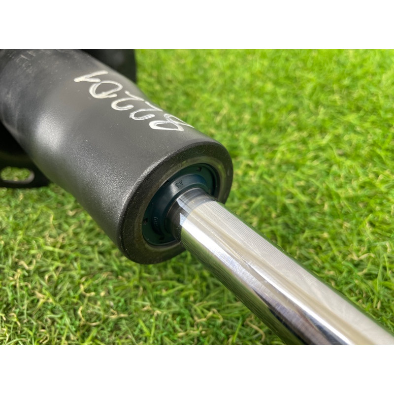 Амортизатор (подвеска) Volkswagen Touareg FL 2015 3.6 7P6413032AQ