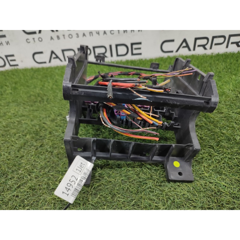 Блок реле (электрика) Volkswagen Jetta MK6 2011 2.0 5C0907371