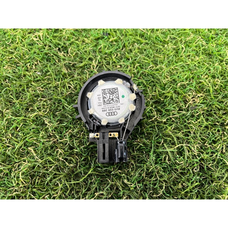 Динамик (электрика) AUDI A3 8V 2015 1.8 8V0035399