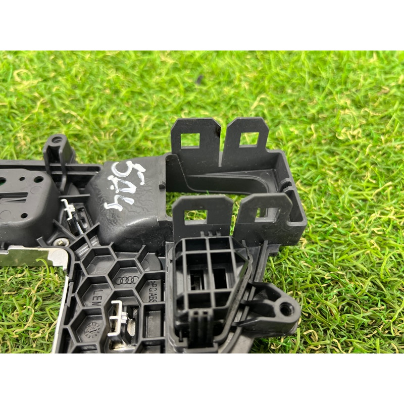 Рамка АКПП (салон) AUDI A4 B9 2017 2.0 8W1713111CMNC