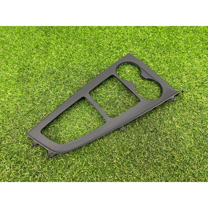 Накладка центральной консоли (салон) AUDI A4 B9 2017 2.0 8W1864241A6PS