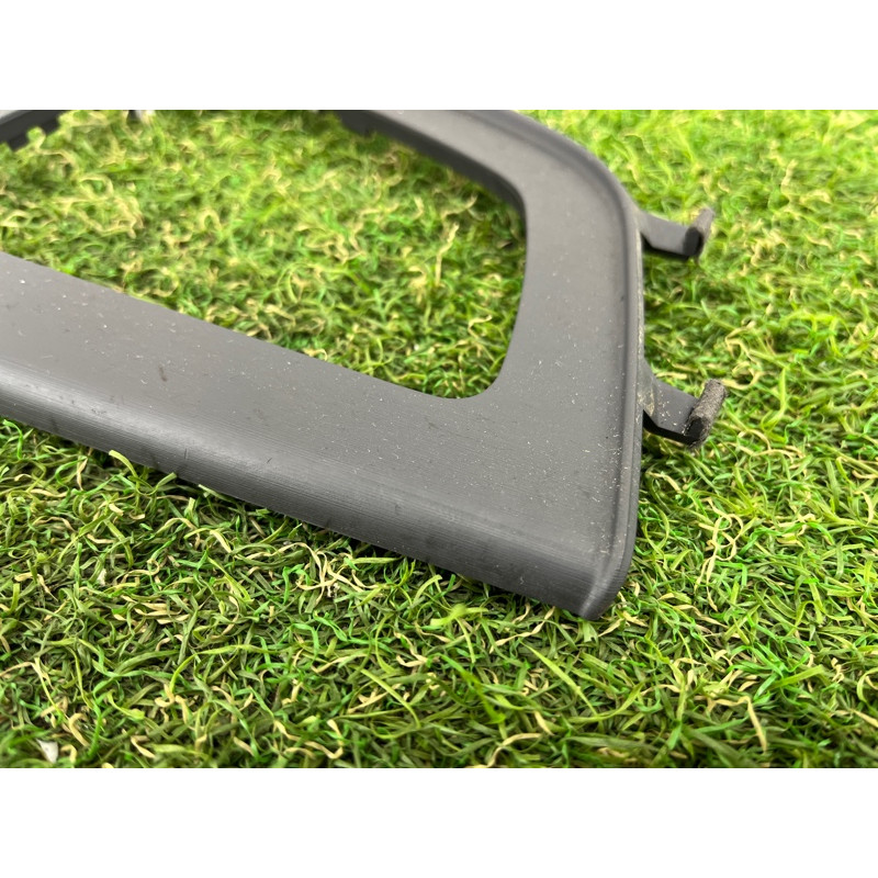 Накладка центральной консоли (салон) AUDI A4 B9 2017 2.0 8W1864241A6PS