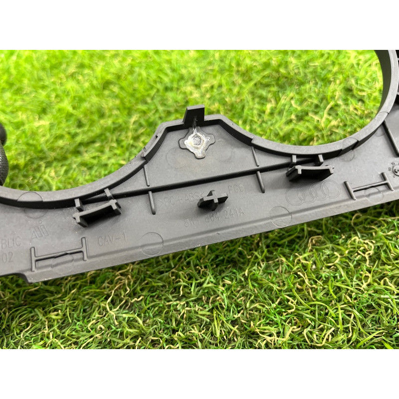 Накладка центральной консоли (салон) AUDI A4 B9 2017 2.0 8W1864241A6PS