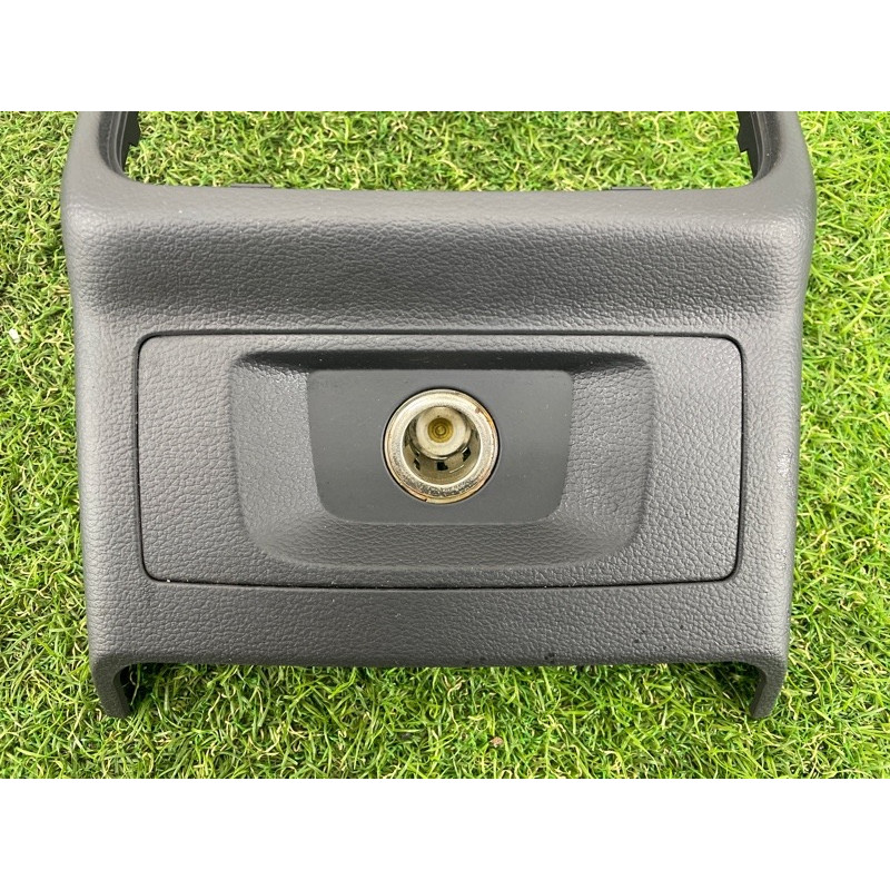 Накладка центральной консоли (салон) AUDI A4 B9 2017 2.0 8W08643766PS