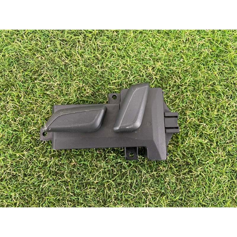 Кнопка регулировки сиденья (электрика / кнопки) AUDI A4 B9 2017 2.0 8W0959747A