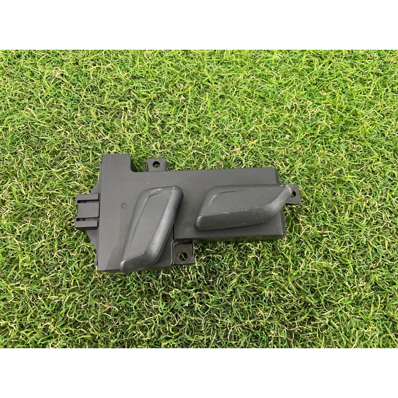 Кнопка регулировки сиденья (электрика / кнопки) AUDI A4 B9 2017 2.0 8W0959747A