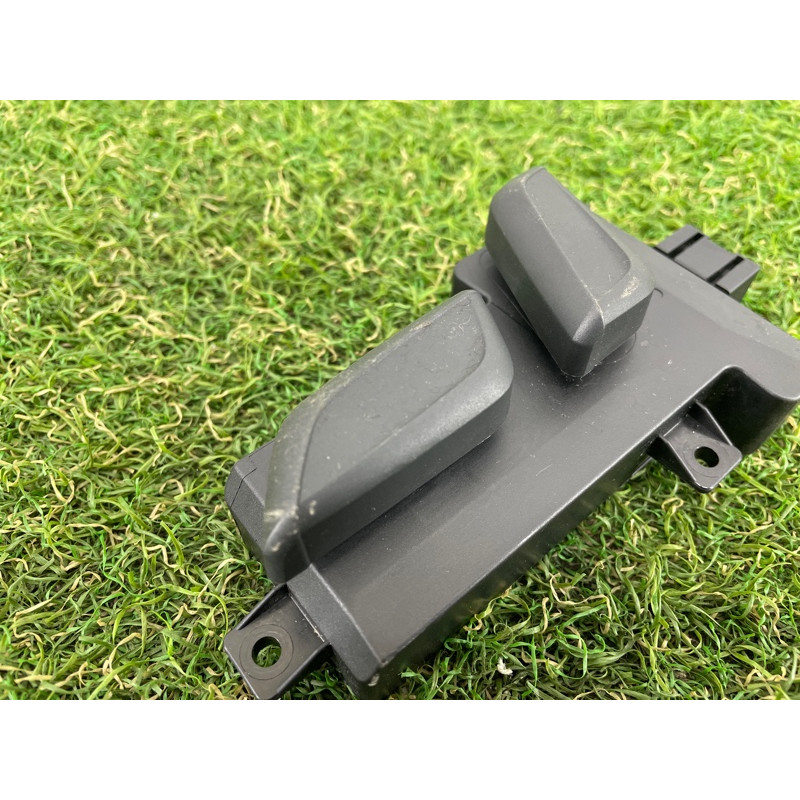 Кнопка регулировки сиденья (электрика / кнопки) AUDI A4 B9 2017 2.0 8W0959747A