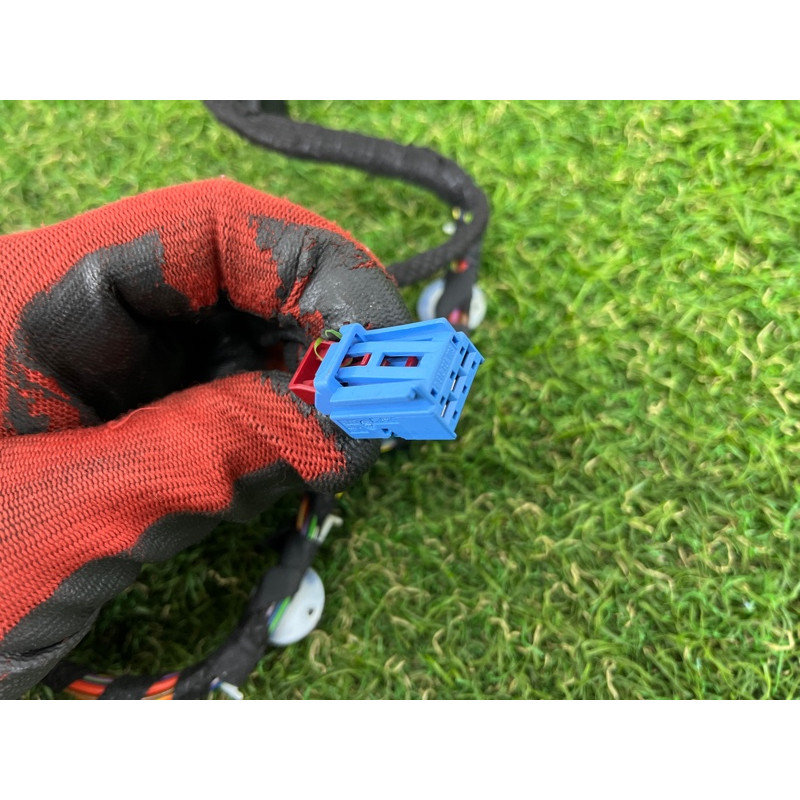 Проводка дверная (электрика) AUDI A3 8V 2015 1.8 8V4971030G