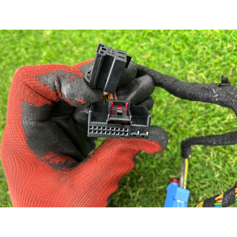 Проводка дверная (электрика) AUDI A3 8V 2015 1.8 8V4971030G