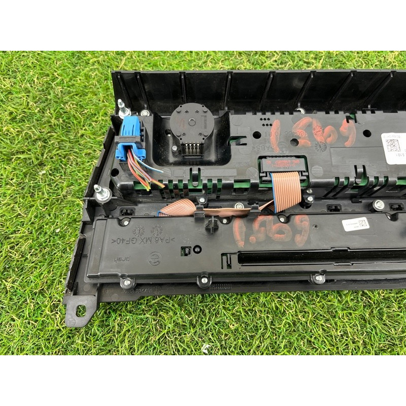 Блок управления климат-контролем (электрика / блок управления) BMW 5-series F10 2011 3.0 61319328425