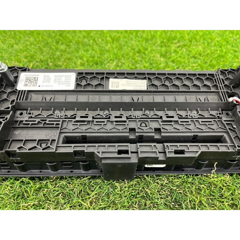 Блок управління клімат-контролем (електрика / блок управління) BMW 5-series G30 2017 2.0 B46B20 61315A4A4E5