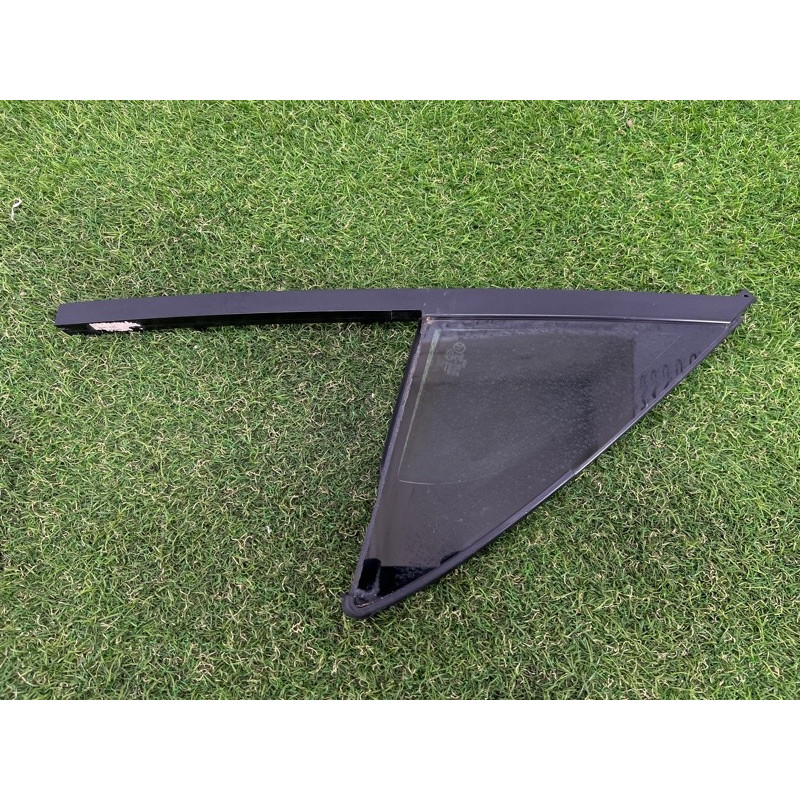 Форточка двери (кузов и элементы) Volkswagen Touareg FL 2015 3.6 7P0845114D