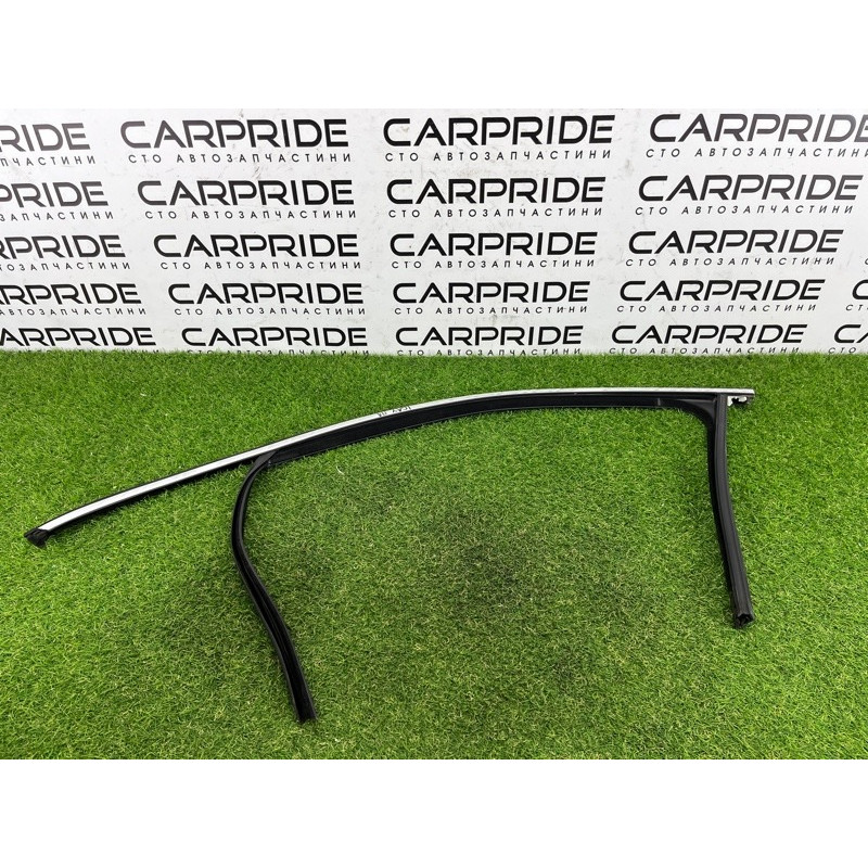 Уплотнитель стекла двери (кузов и элементы) PORSCHE CAYENNE 958 2013 3.6 958531431025AP