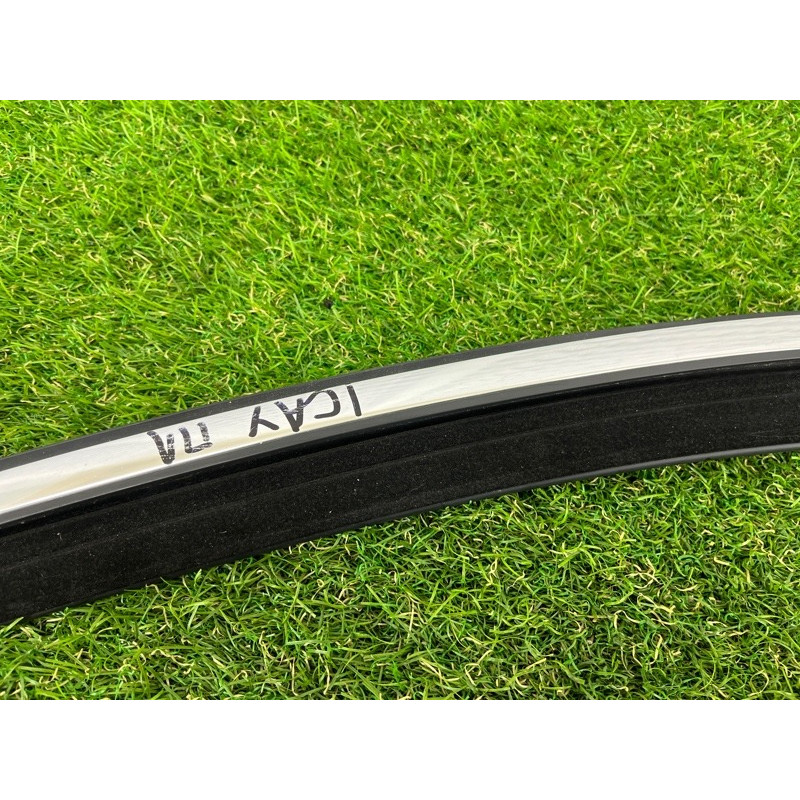 Уплотнитель стекла двери (кузов и элементы) PORSCHE CAYENNE 958 2013 3.6 958531431025AP