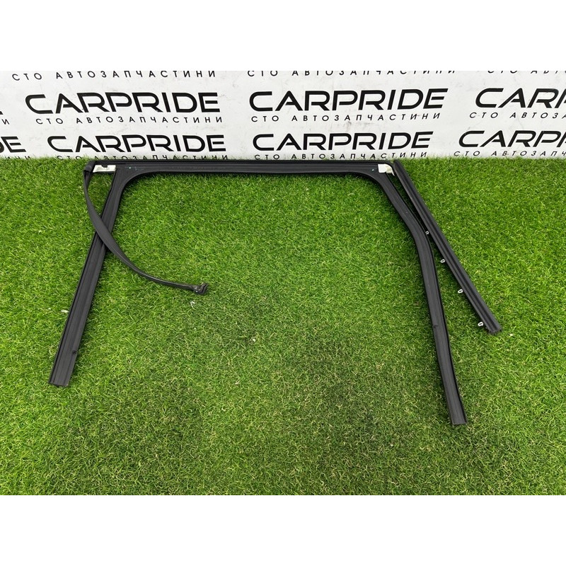 Уплотнитель стекла двери (кузов и элементы) PORSCHE CAYENNE 958 2013 3.6 95853343203