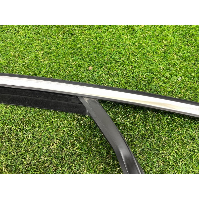 Уплотнитель стекла двери (кузов и элементы) PORSCHE CAYENNE 958 2013 3.6 958531432025AP