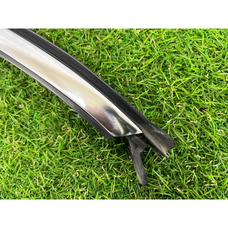 Уплотнитель стекла двери (кузов и элементы) PORSCHE CAYENNE 958 2013 3.6 958531432025AP