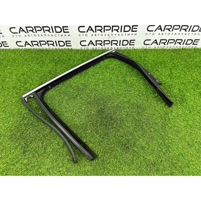 Уплотнитель стекла двери (кузов и элементы) PORSCHE CAYENNE 958 2013 3.6 95853343103
