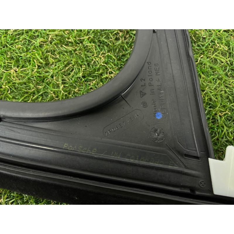 Уплотнитель стекла двери (кузов и элементы) PORSCHE CAYENNE 958 2012 4.8 958531431025AP